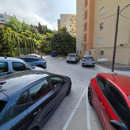Tahiti Apartman *