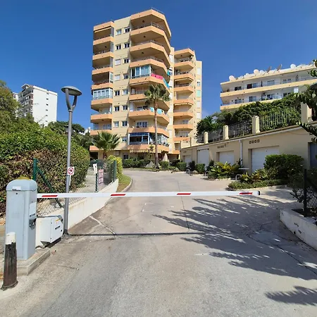 Tahiti Apartman *
