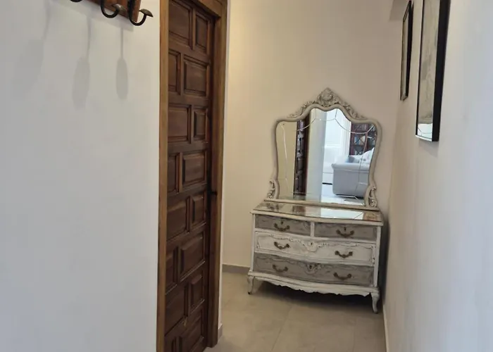 Tahiti Apartment Nerja