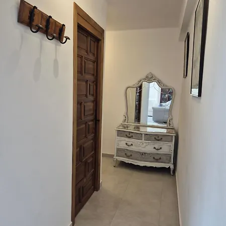 Tahiti Apartman Nerja